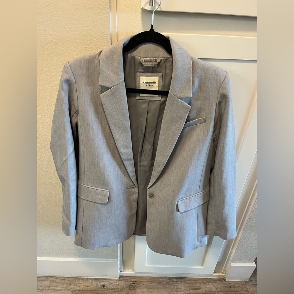 Abercrombie and Fitch Classic Suiting Blazer, Light Gray, Size Small